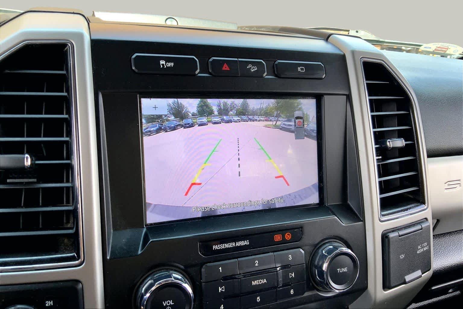 Used 2021 Ford F250 Lariat w/ Lariat Value Package AWD/4WD image 26