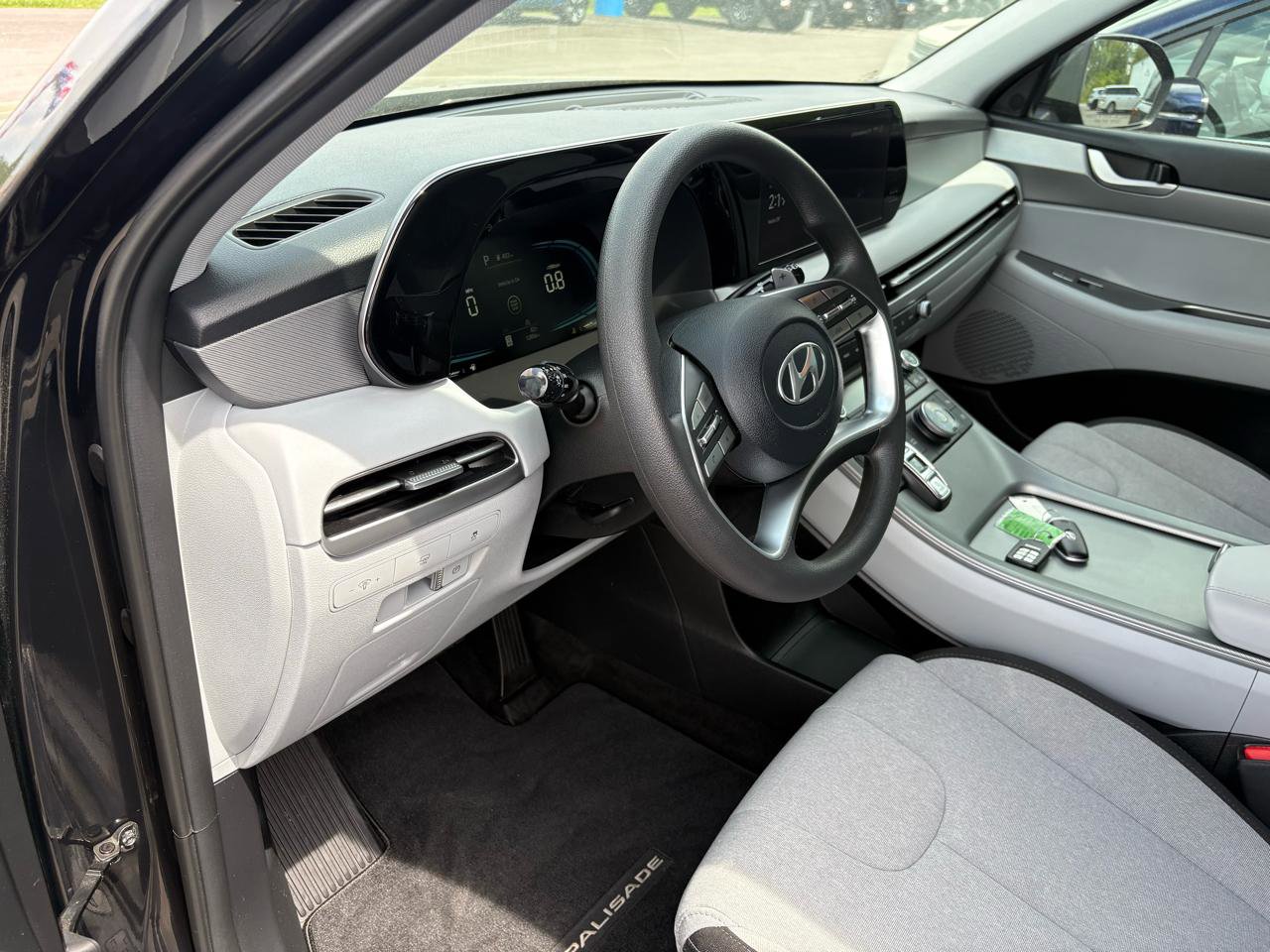 Used 2025 Hyundai Palisade SE AWD/4WD image 9