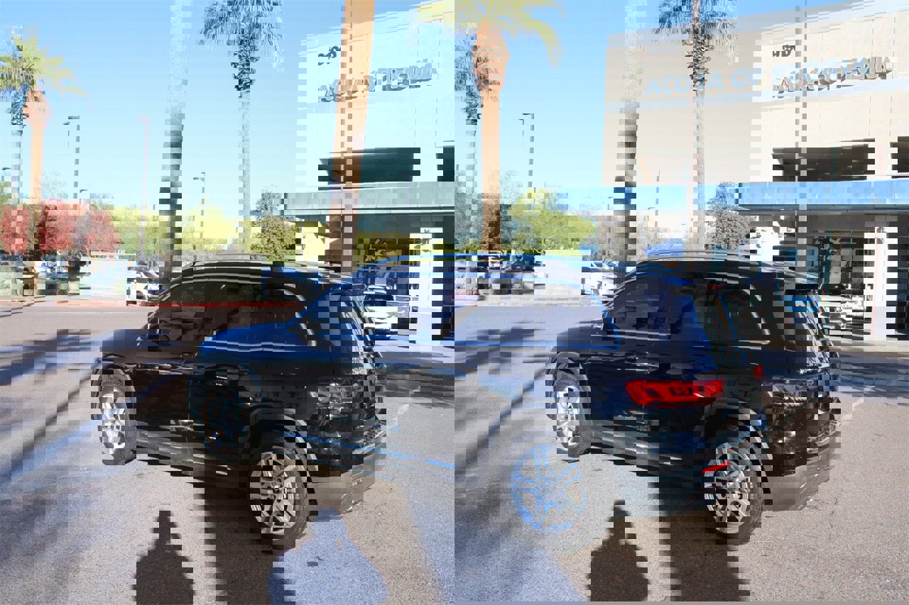 Used 2020 Mercedes-Benz GLB 250 image 3