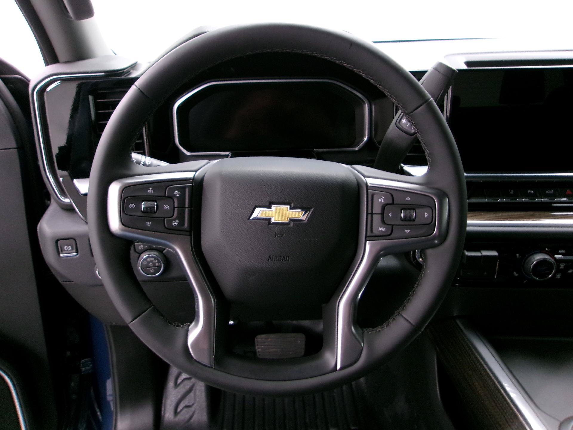 New 2026 Chevrolet Silverado 2500 LT AWD/4WD image 7
