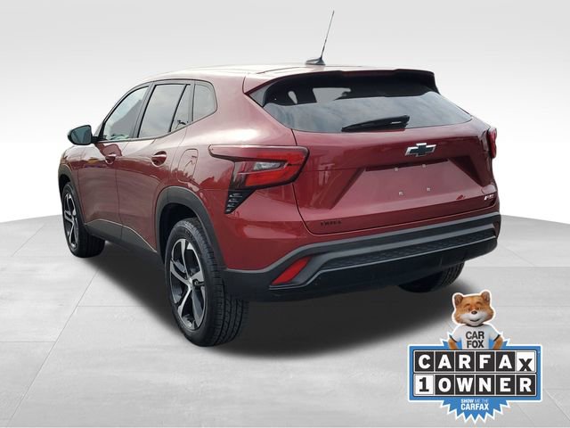 Certified 2024 Chevrolet Trax RS w/ Driver Confidence Package image 3