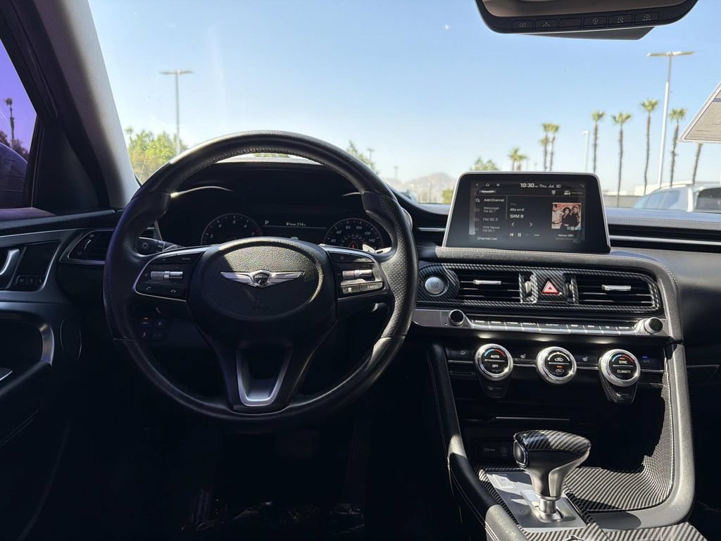 Used 2021 Genesis G70 2.0T w/ Elite Package RWD image 11