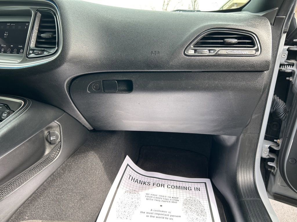 Used 2022 Dodge Challenger SXT w/ Blacktop Package image 33