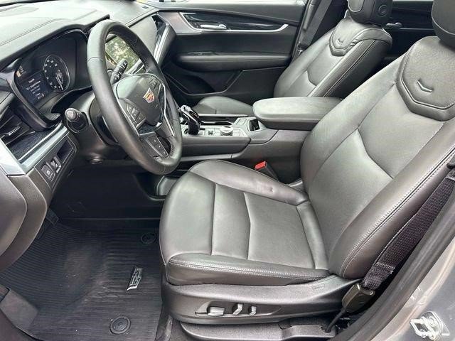 Certified 2025 Cadillac XT5 Premium Luxury w/ LPO, Floor Liner Package AWD/4WD image 18