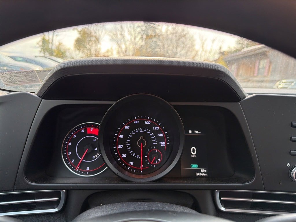 Certified 2022 Hyundai Elantra SEL FWD image 33