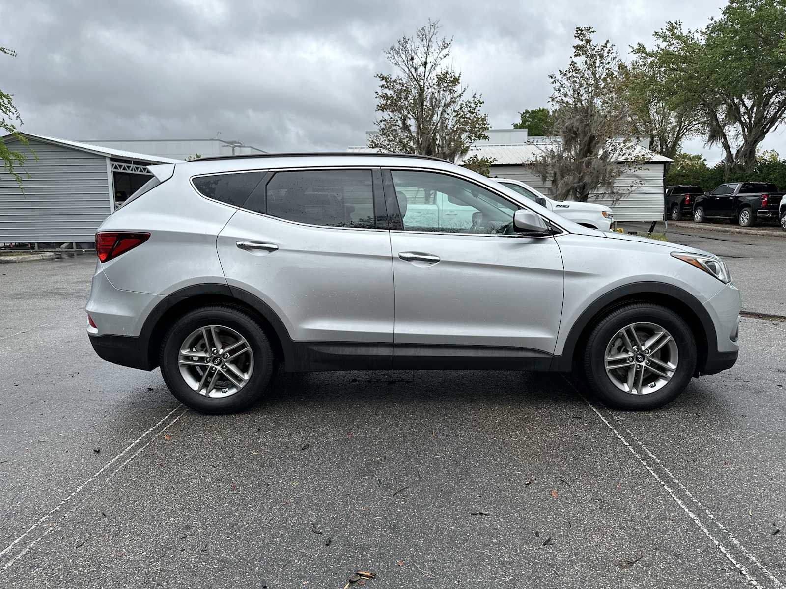 Used 2017 Hyundai Santa Fe Sport image 7