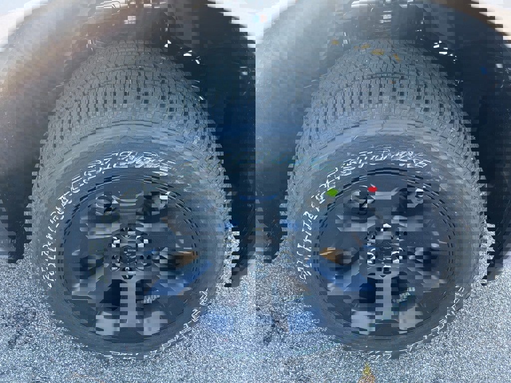 New 2026 RAM 1500 4x4 Crew Cab image 9