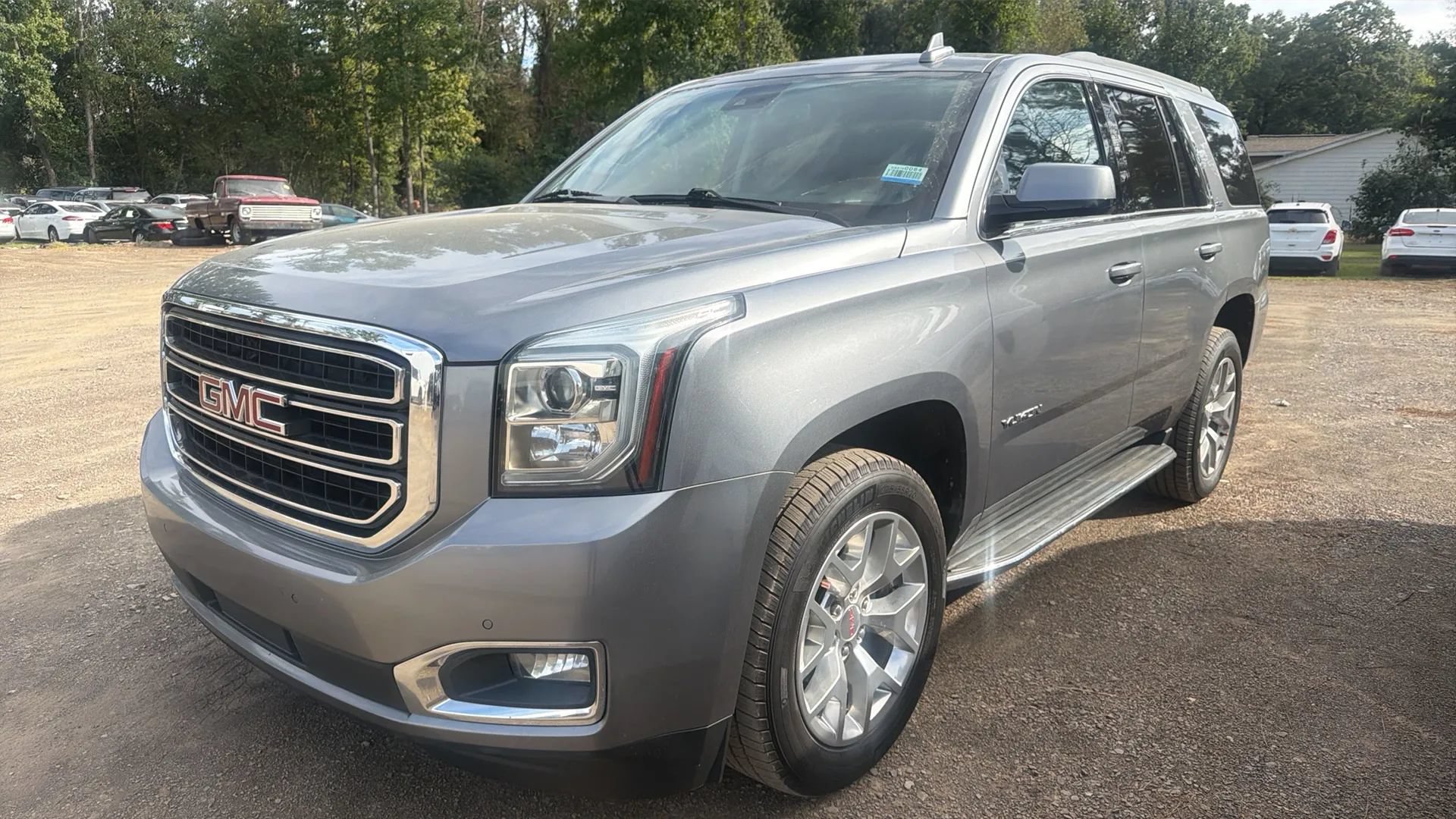 Used 2019 GMC Yukon SLT w/ Open Road Package AWD/4WD image 1