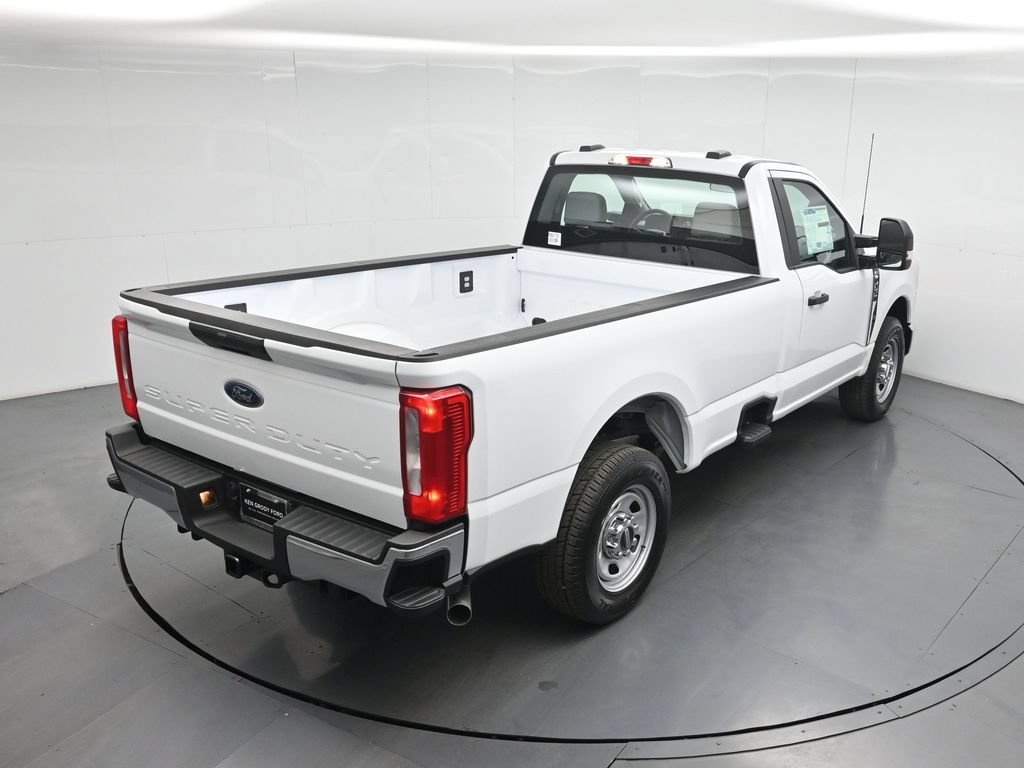 New 2026 Ford F350 XL w/ XL Chrome Package RWD image 31