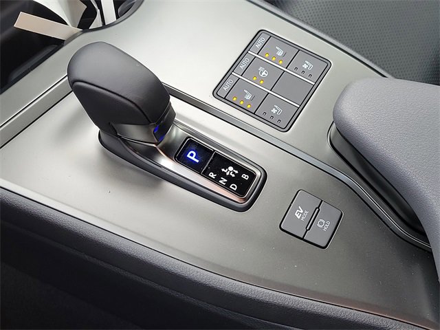 New 2025 Lexus UX 300h AWD image 29