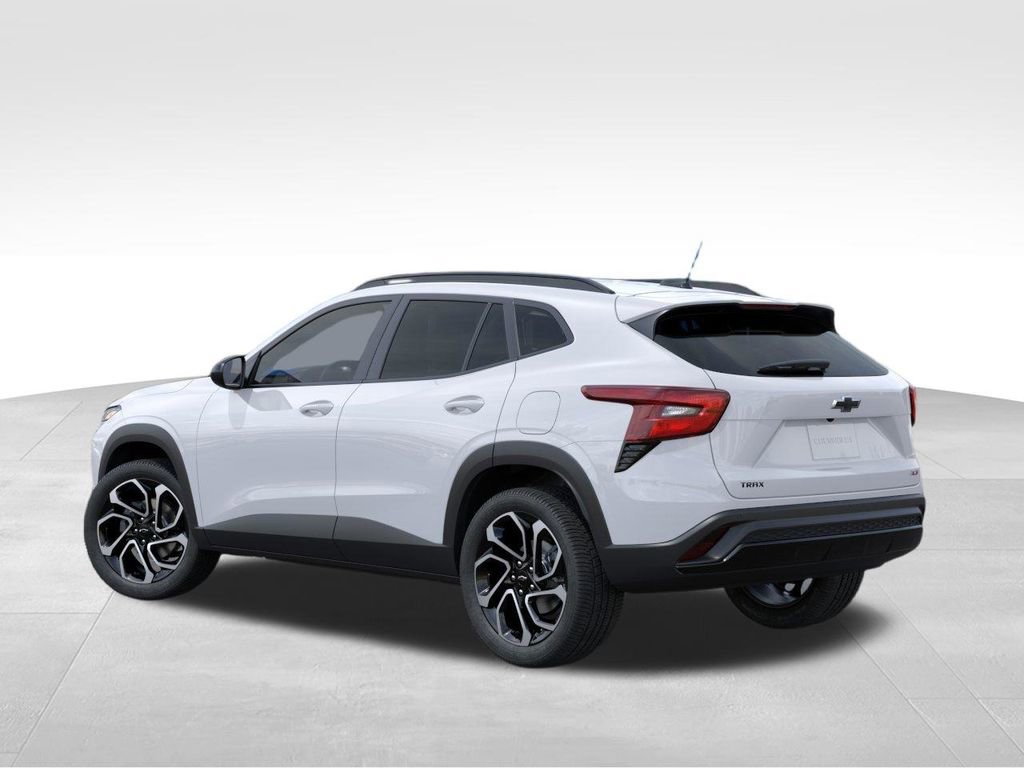 New 2026 Chevrolet Trax RS w/ Driver Confidence Package FWD image 3