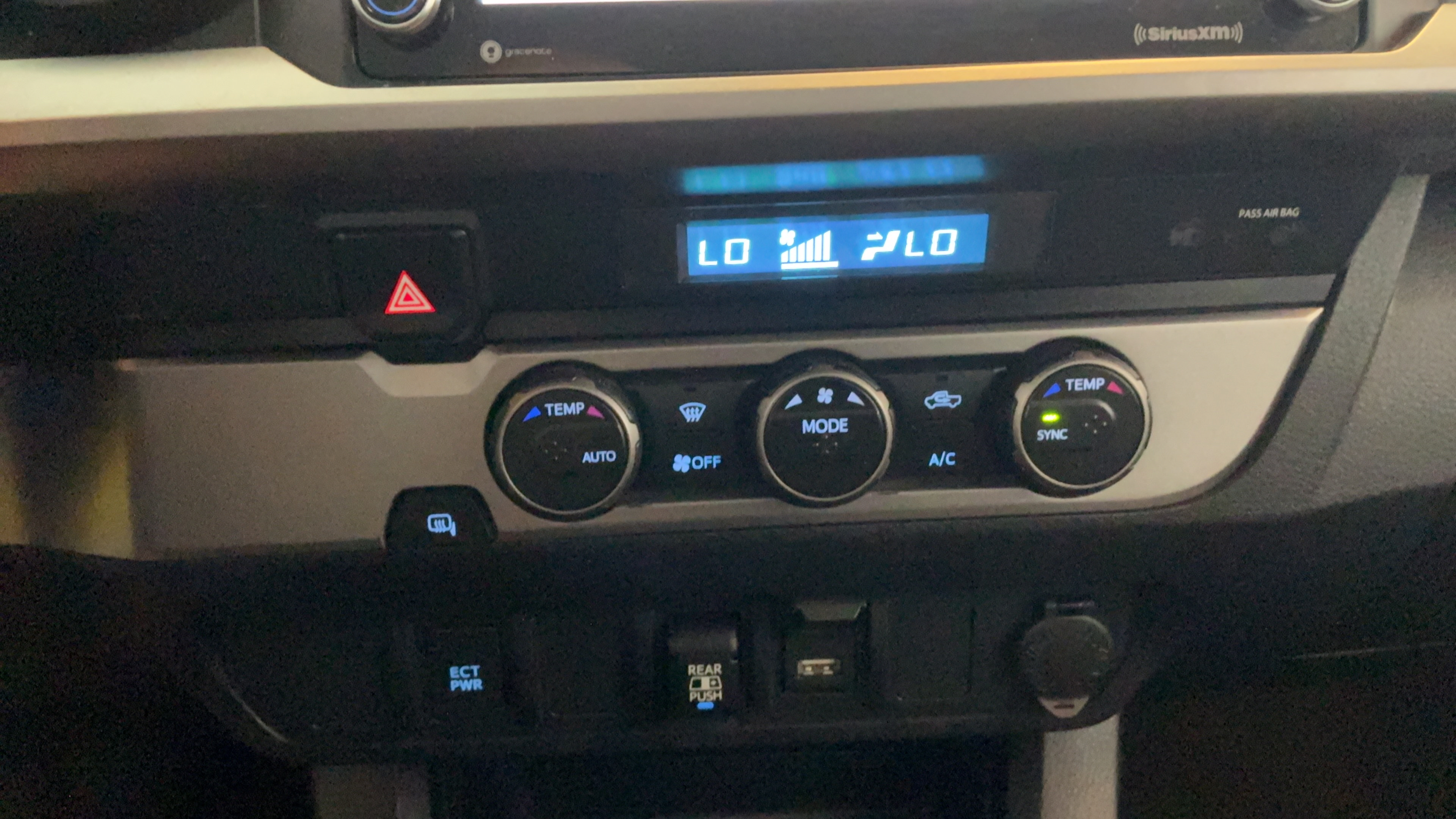 Used 2021 Toyota Tacoma SR5 RWD image 13