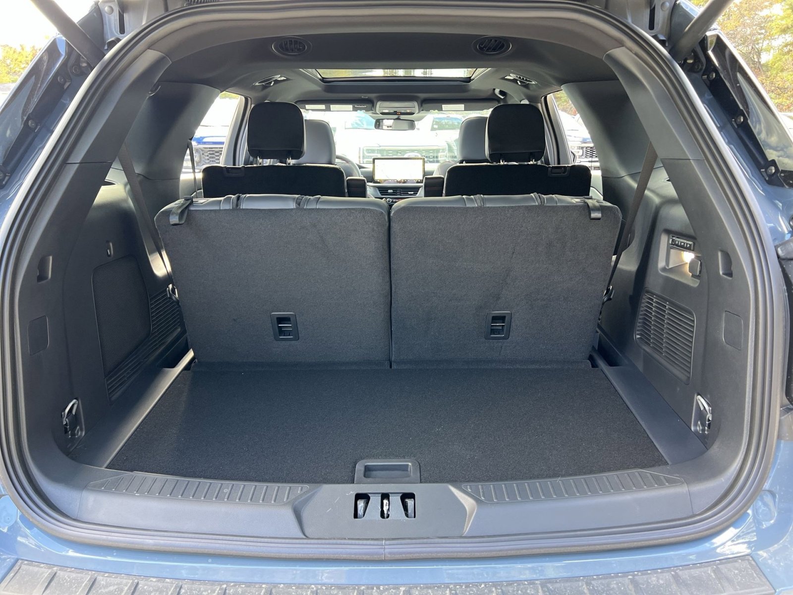 New 2026 Ford Explorer ST w/ Sun And Sound Package image 27