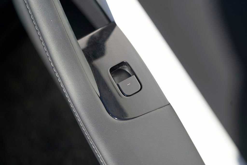 Used 2018 Tesla Model 3 Performance image 30