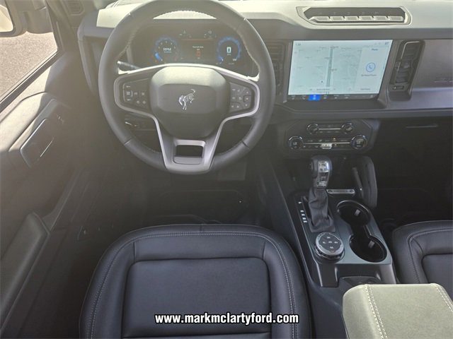 New 2025 Ford Bronco Badlands image 8