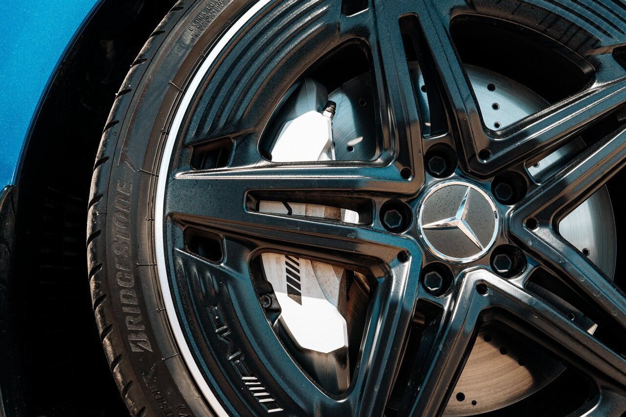 Used 2025 Mercedes-Benz CLA 35 AMG 4MATIC image 14
