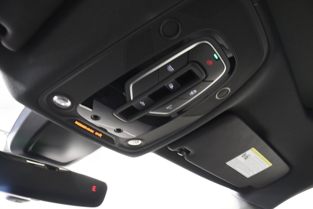 Used 2024 Audi Q5 e Prestige w/ Prestige Package image 33