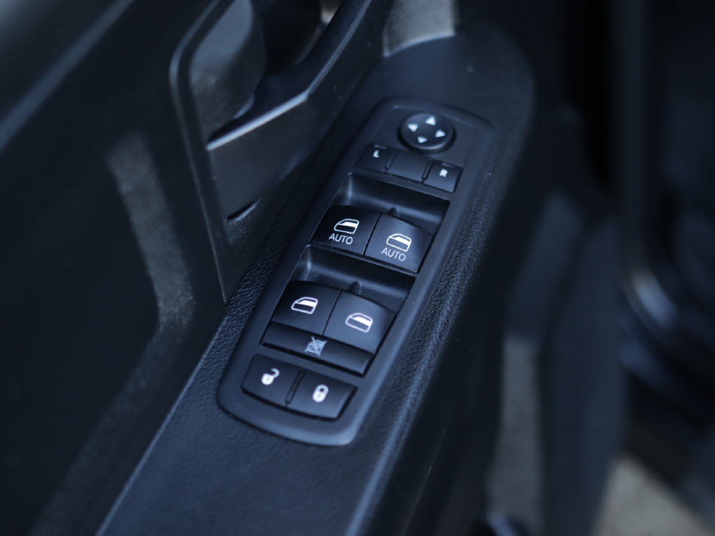 Used 2019 RAM 1500 ST w/ SXT Plus Group AWD/4WD image 21