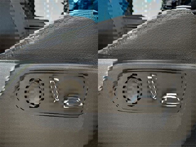 Used 2023 GMC Sierra 1500 Denali image 32