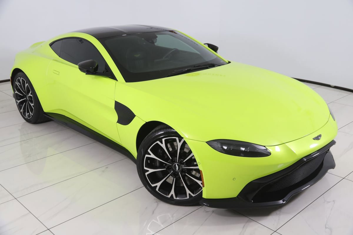 Used 2019 Aston Martin V8 Vantage Coupe RWD image 22