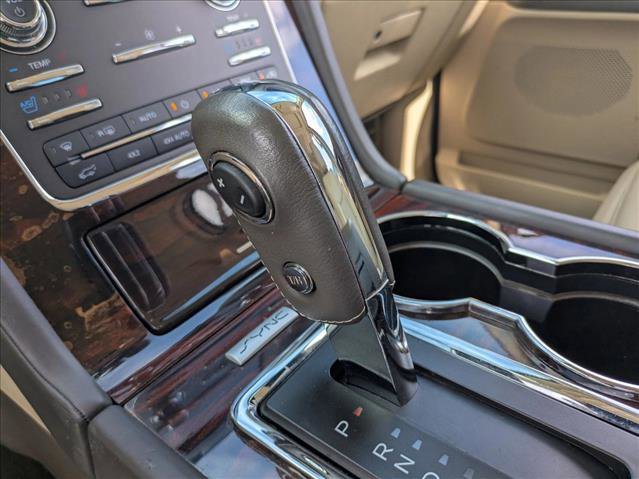 Used 2017 Lincoln Navigator Reserve image 12