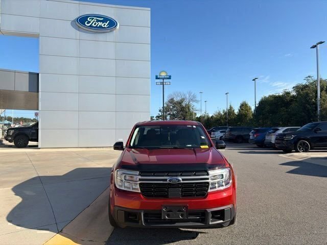 Used 2024 Ford Maverick Lariat w/ FX4 Off-Road Package AWD/4WD image 8