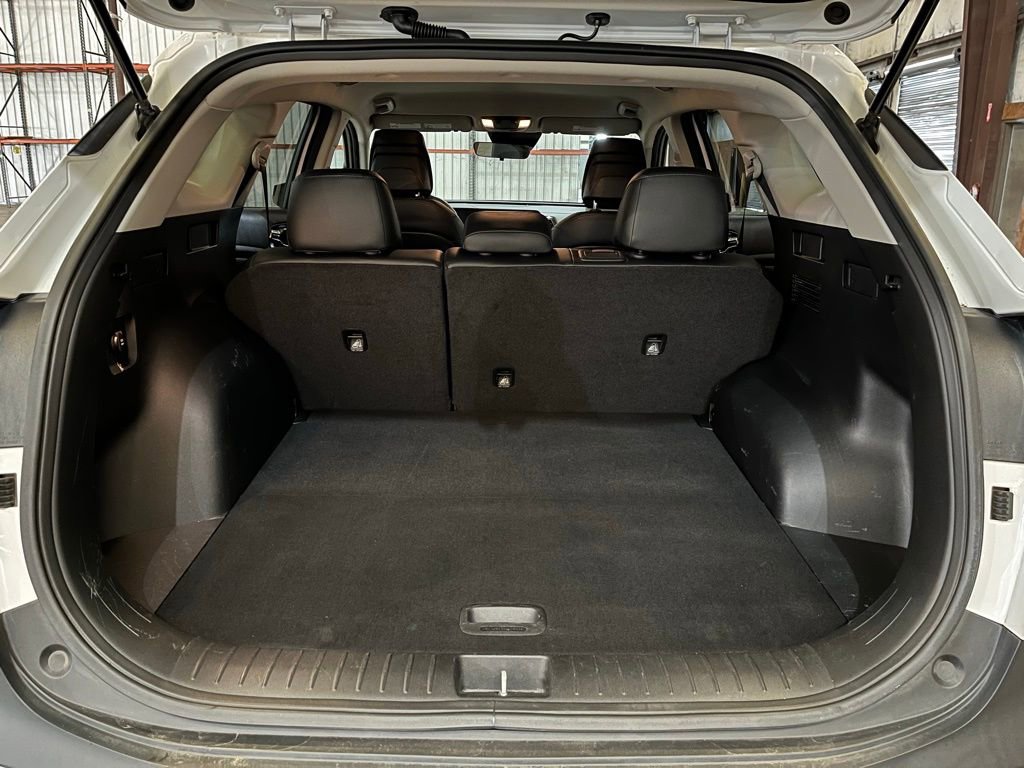 Used 2023 Kia Sportage EX image 13