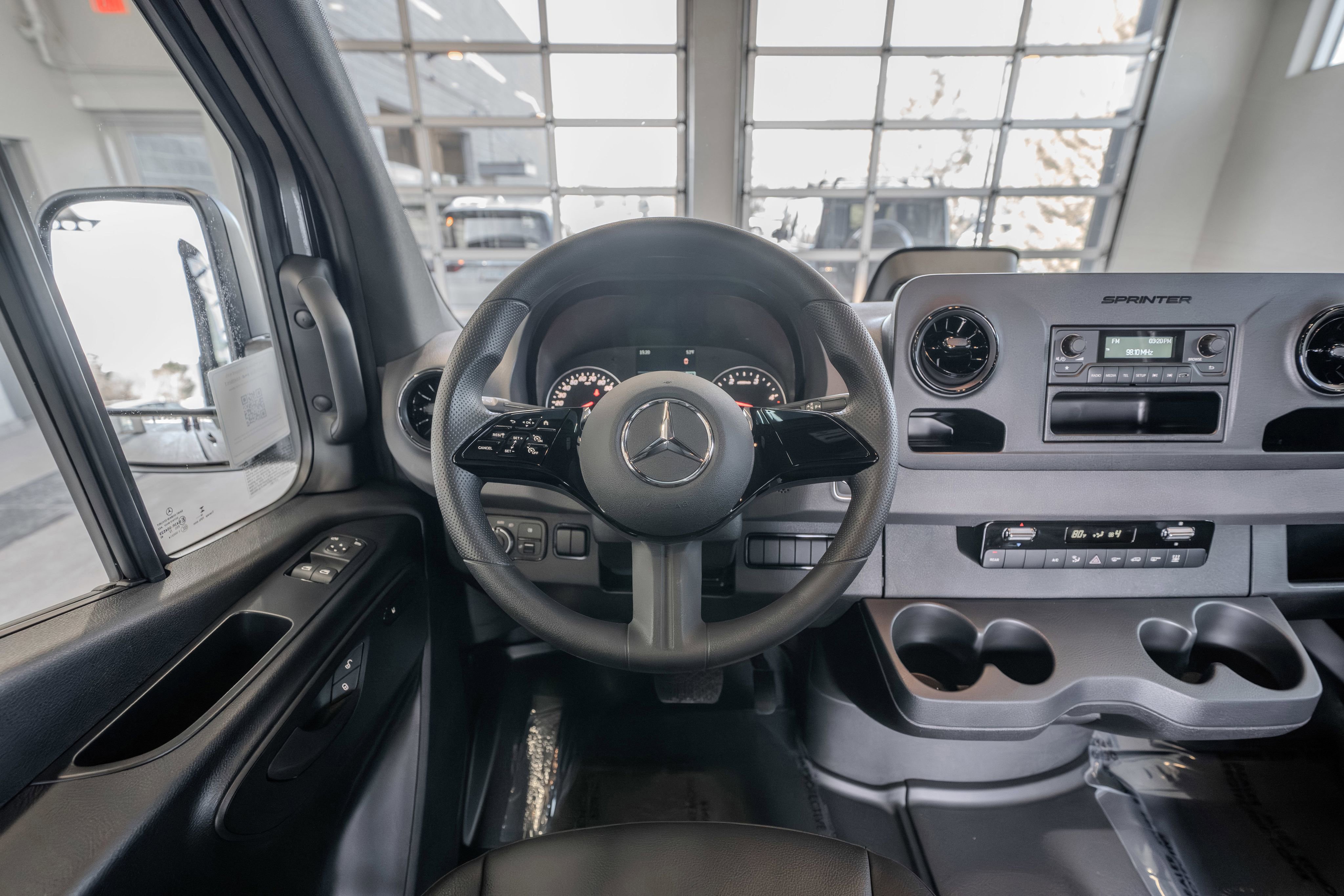 New 2025 Mercedes-Benz Sprinter 4500 image 9