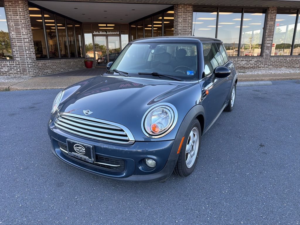 Used 2011 MINI Cooper Hardtop FWD image 1