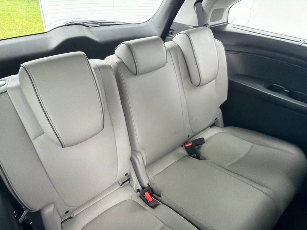 Used 2023 Honda Odyssey Elite image 8