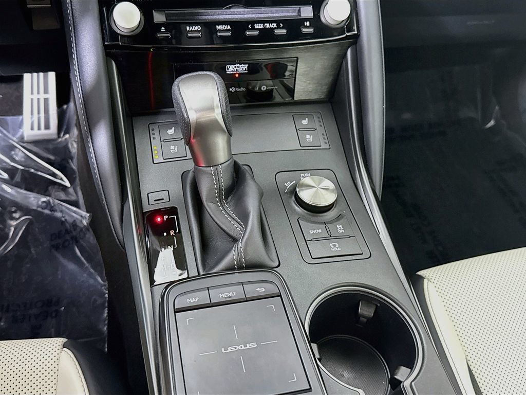 Used 2023 Lexus IS 350 F Sport RWD image 10