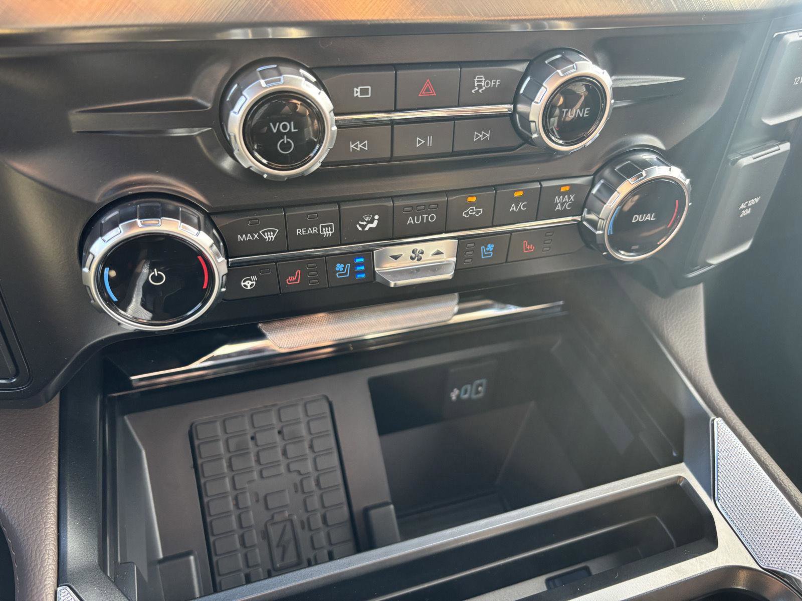 New 2025 Ford F350 King Ranch image 22