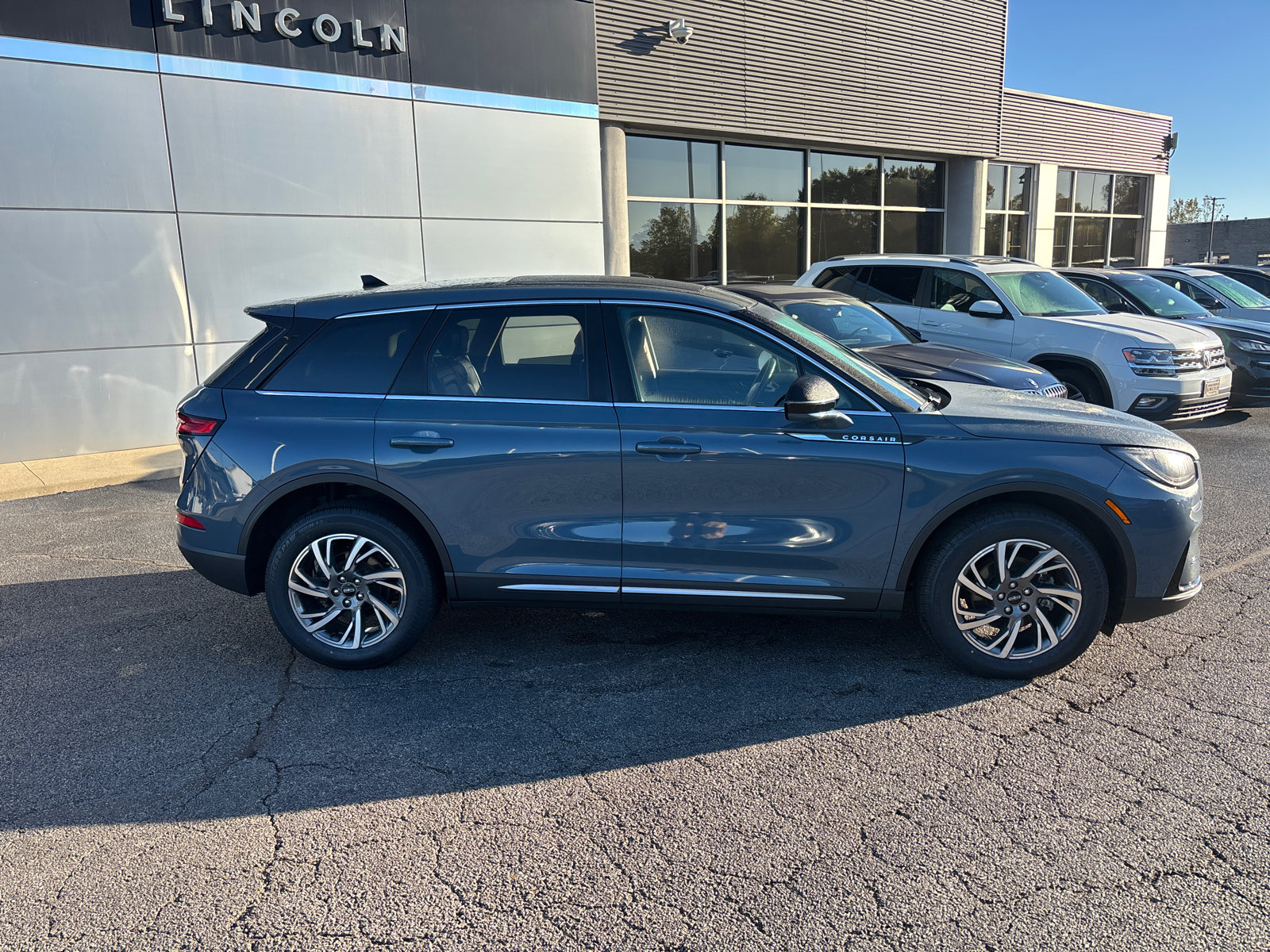 Certified 2023 Lincoln Corsair AWD w/ Equipment Group 101A image 8