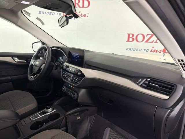 Used 2021 Ford Escape SE w/ SE Sport Appearance Package FWD image 17