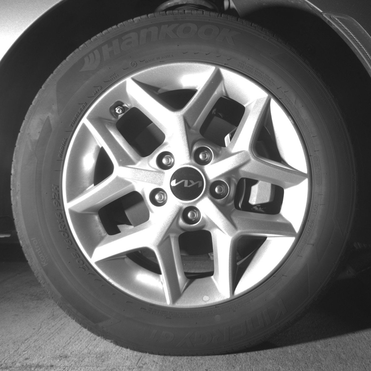 Used 2025 Kia Soul LX w/ LX Technology Package FWD image 20