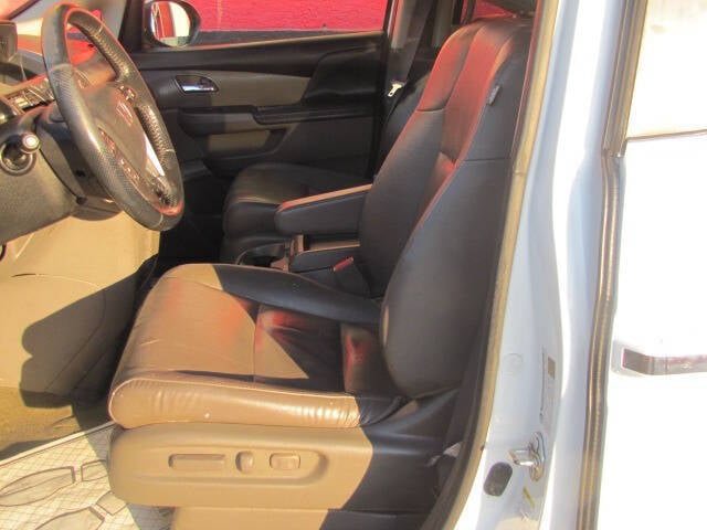 Used 2014 Honda Odyssey EX-L image 11