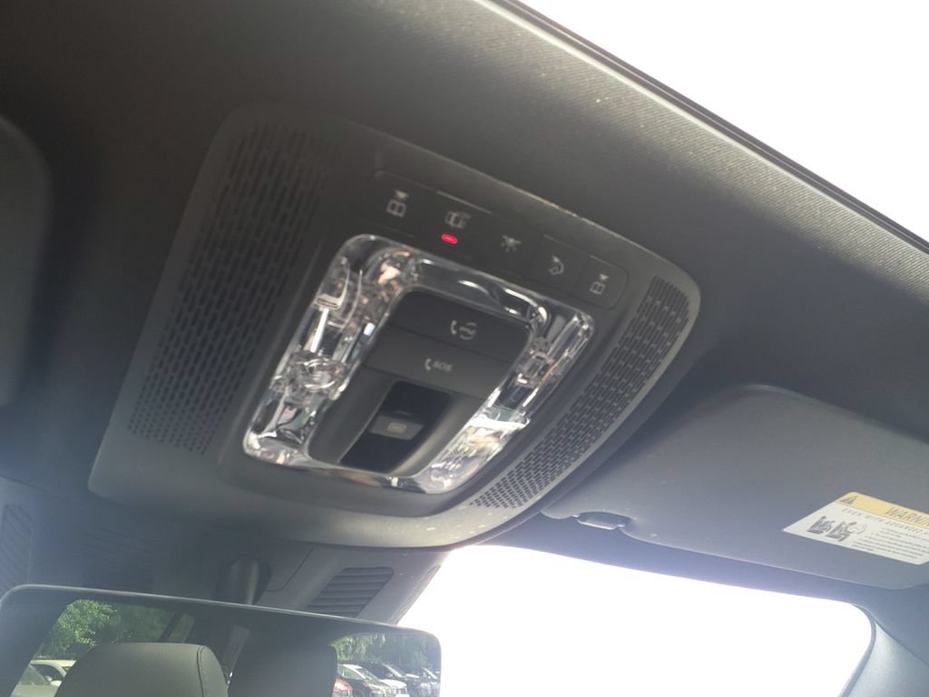 Certified 2024 Mercedes-Benz GLB 250 image 28