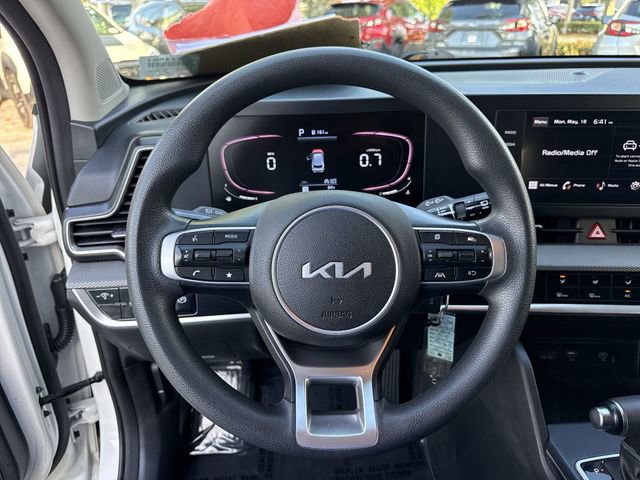 Used 2023 Kia Sportage LX FWD image 14