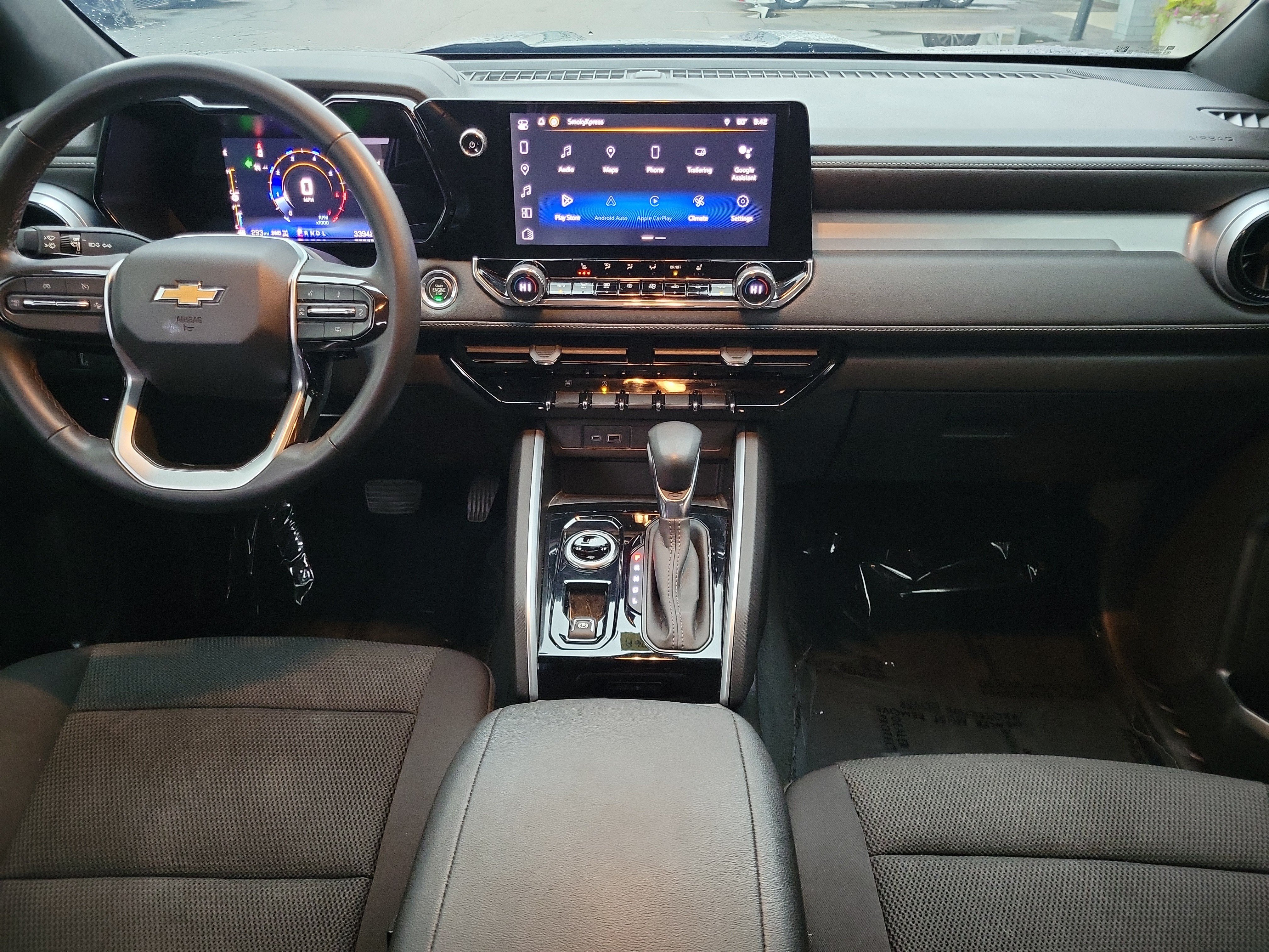 Used 2023 Chevrolet Colorado LT w/ LT Convenience Package II AWD/4WD image 9