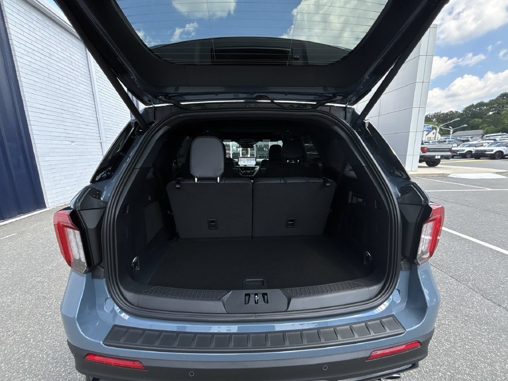 New 2026 Ford Explorer ST w/ Sun And Sound Package AWD/4WD image 21