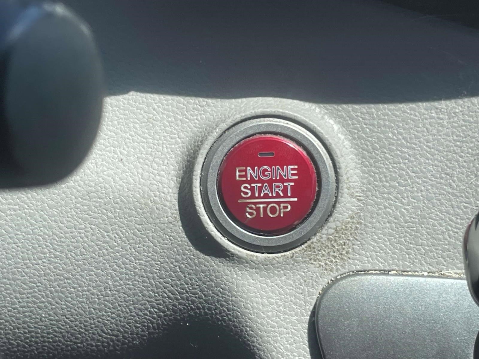 Used 2014 Honda Odyssey Touring Elite image 21