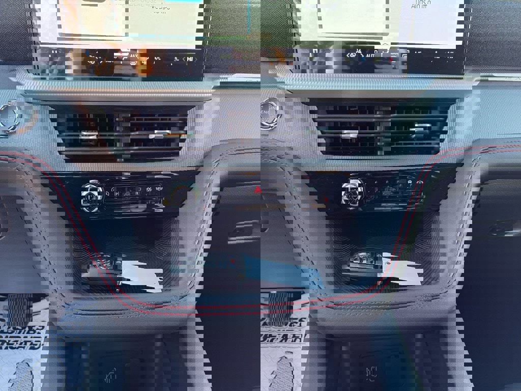 New 2026 Ford Explorer ST-Line w/ ST-Line Street Pack image 23