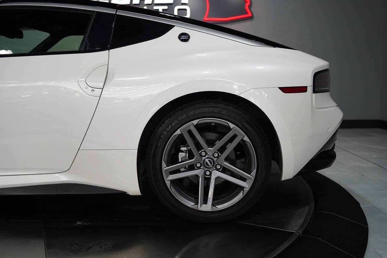 Used 2025 Nissan Z Sport w/ Floor Mat Package RWD image 35