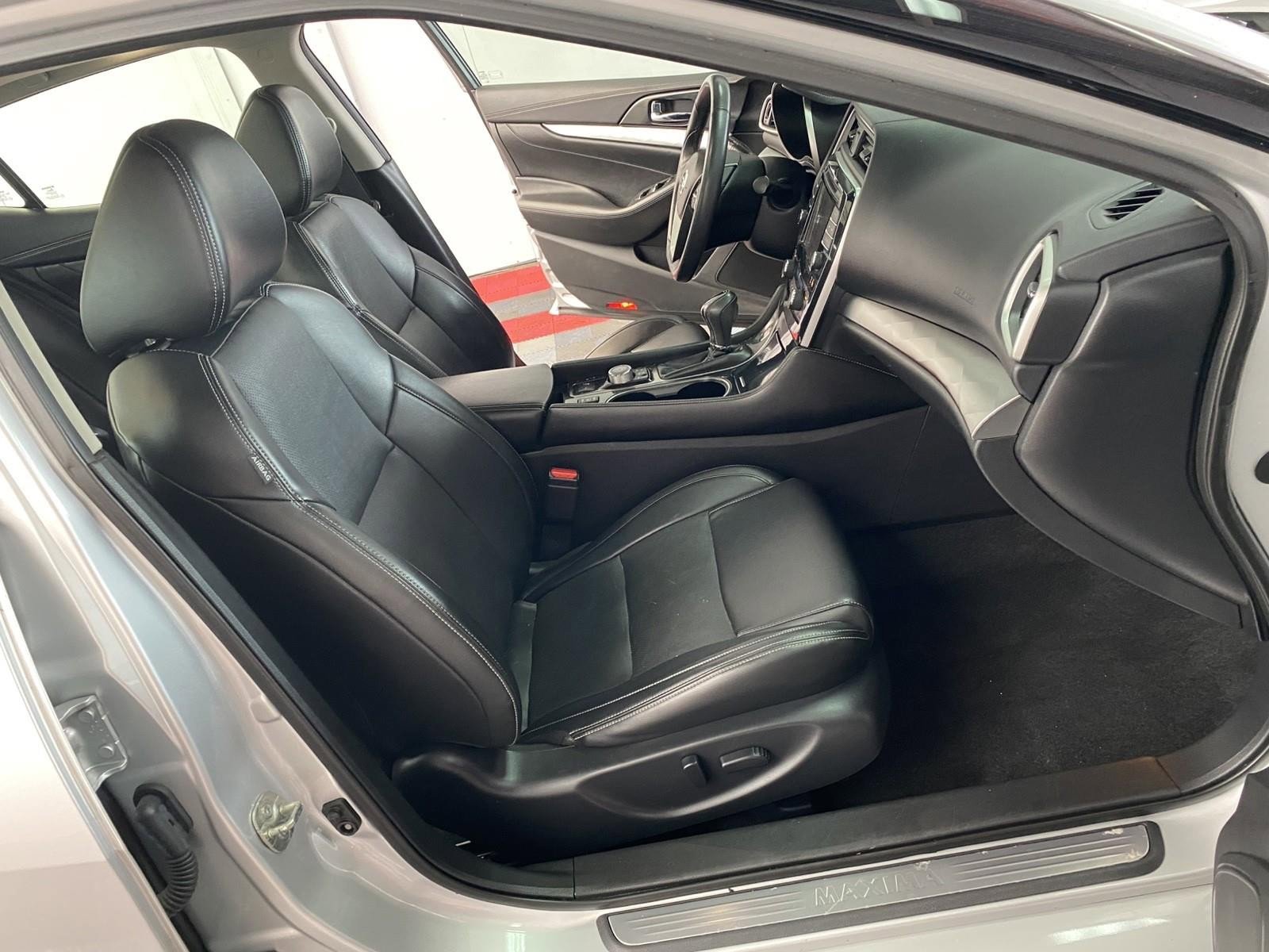Used 2019 Nissan Maxima 3.5 SL w/ Floor Mat Group image 8