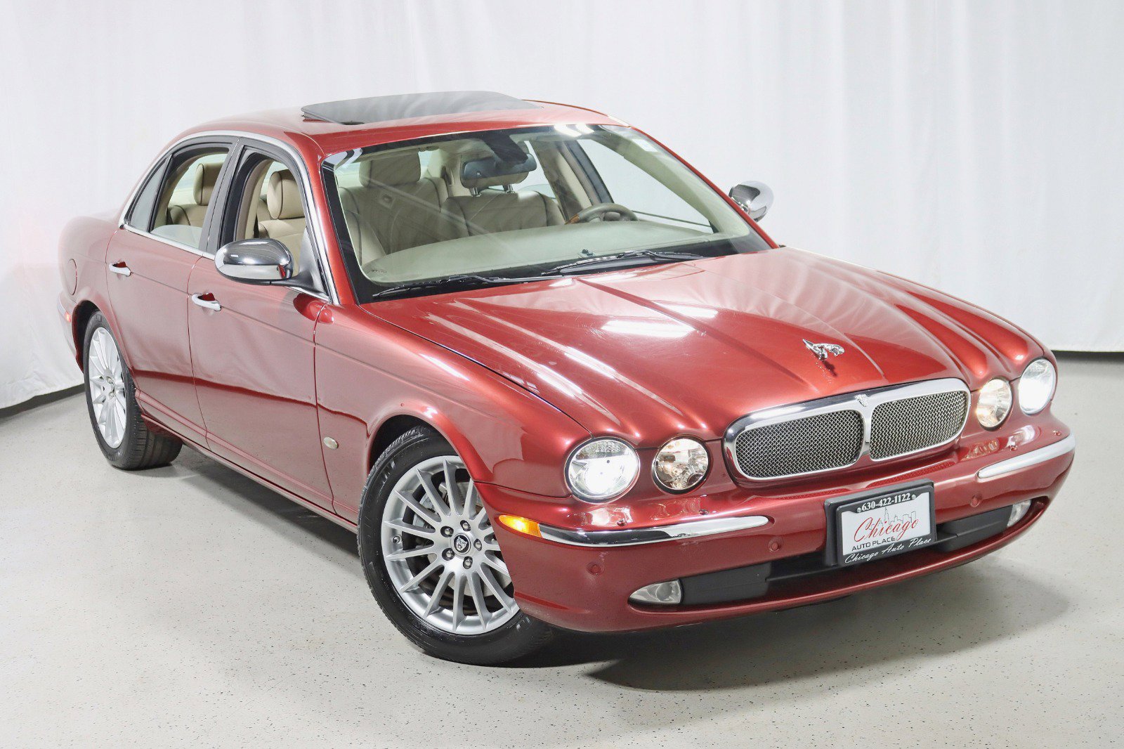 Used 2007 Jaguar XJ8 image 6