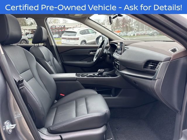 Used 2023 Nissan Rogue SV w/ SV Premium B Package image 22