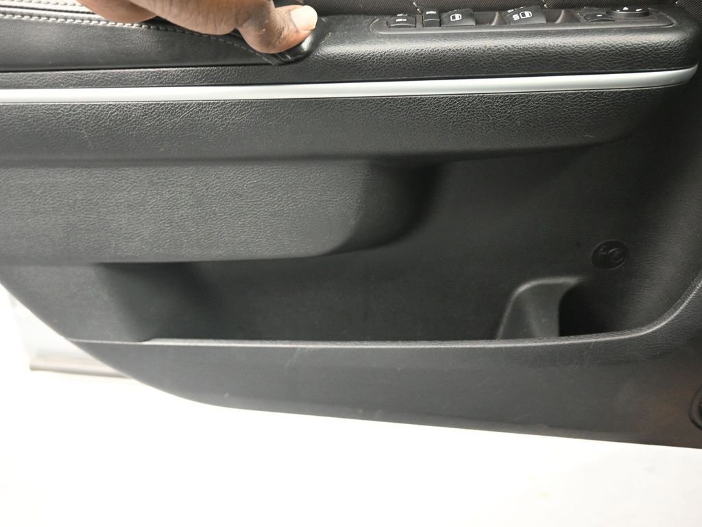 Used 2022 Dodge Charger SXT image 18