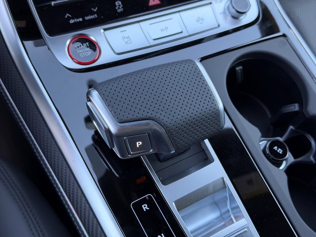 New 2026 Audi SQ8 Prestige AWD/4WD image 29