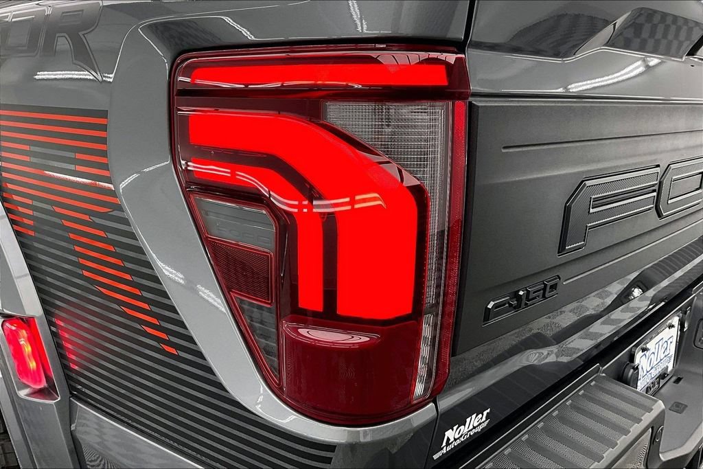 Used 2025 Ford F150 Raptor w/ Equipment Group 803A Raptor R AWD/4WD image 31