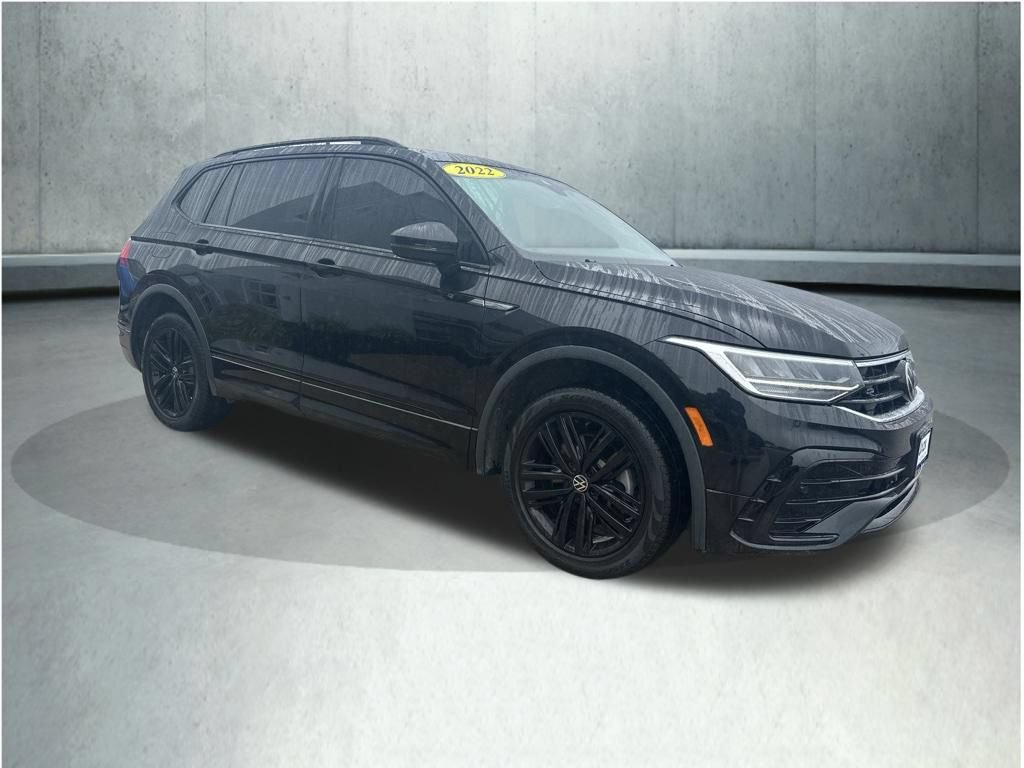 Used 2022 Volkswagen Tiguan SE R-Line AWD/4WD image 7